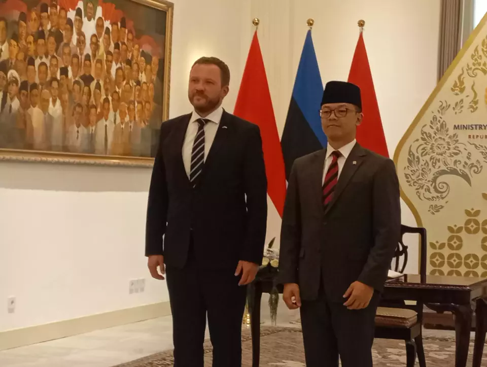 Estonian Foreign Affairs Minister Margus Tsahkna meets his Indonesian counterpart Sugiono in Jakarta on April 23, 2025. (JG Photo/Jayanty Nada Shofa)
