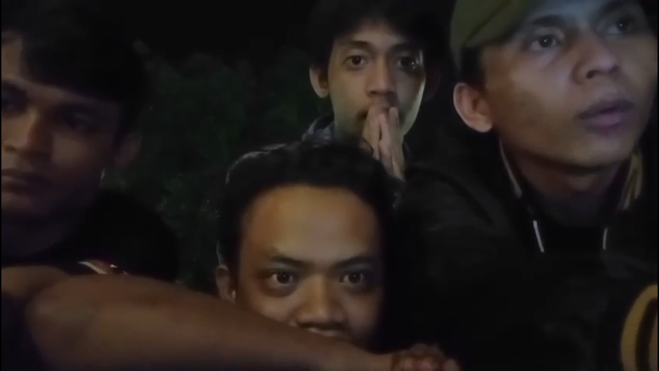 This screen capture shows four Indonesian citizens appearing in a video call from Cambodia and pleading help from the Binjai government in North Sumatra to rescue them from an online scam syndicate, Thursday, May 1, 2025. (B-Universe Photo/Panji Satrio)