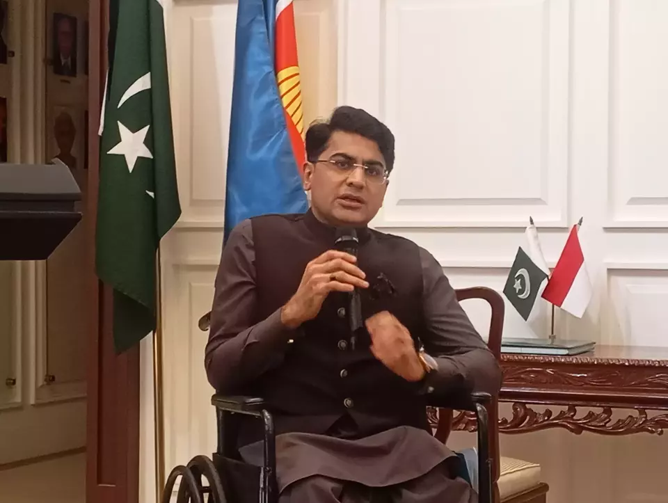 Pakistan Says Indonesia Can Play Role to Cool Down India Conflict