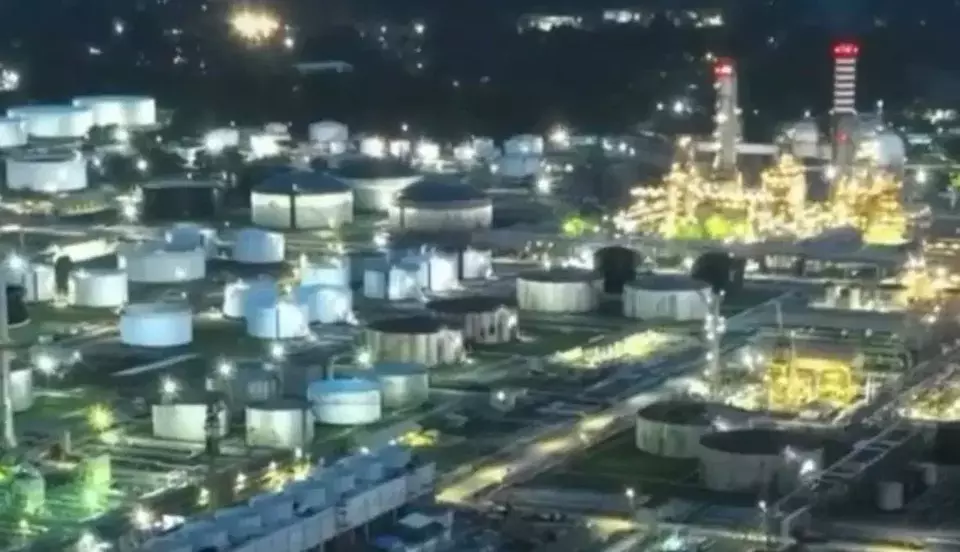 Fuel Runs Dry in 'Oil City'