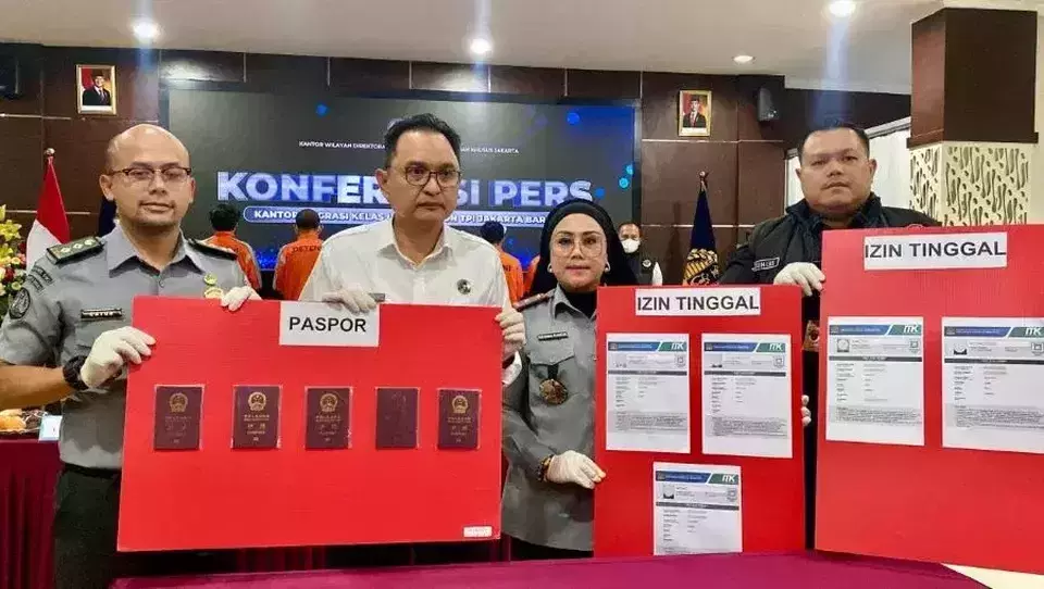The Class I Special Non-TPI Immigration Office in West Jakarta displays evidence of a fake marriage scam involving five Chinese nationals. (Special/Exclusive)