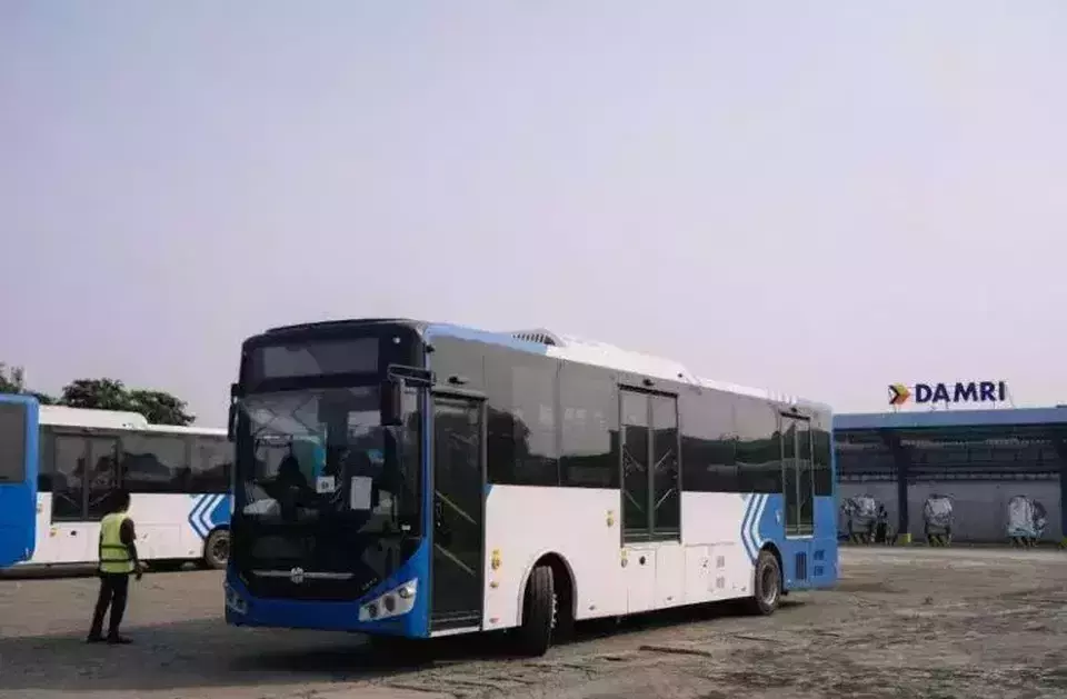 Perum Damri has received the arrival of 70 Zhongtong electric buses from China. The buses are scheduled to begin operating at the end of June. (Antara)