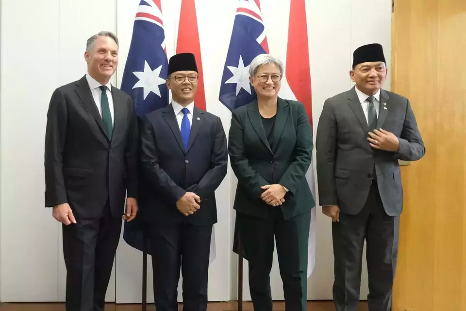 Indonesia and Australia holds a 2+2 meeting in Canberra on Aug. 28, 2025. From left to right: Australian Defense Minister Richard Marles, Indonesian Foreign Minister Sugiono, Australian Foreign Minister Penny Wong, and Indonesian Defense Minister Sjafrie Sjamsoeddin. (Photo Courtesy of Foreign Affairs Ministry)