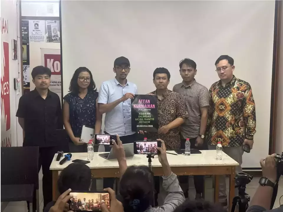 Kontras holds a press conference on missing persons following nationwide demonstrations, Wednesday, Sept. 11, 2025. (Beritasatu.com/Indra Bramantyo)