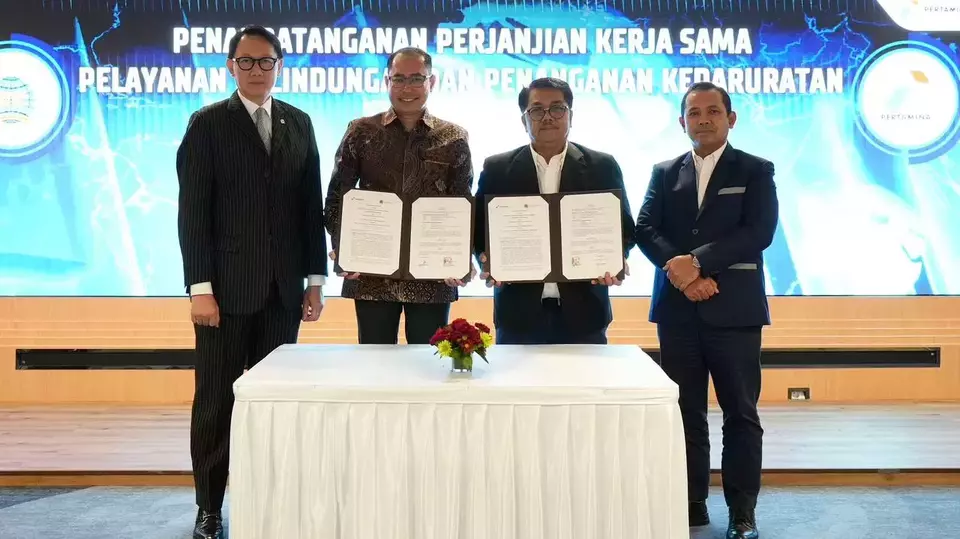 Foreign Affairs Ministry and Pertamina International Shipping ink a cooperation agreement to protect its workers abroad on September 15, 2025. (Photo Courtesy of PIS)
