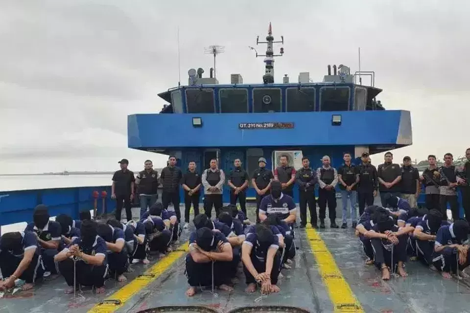 Dozens of 'high-risk' inmates are transported to Nusakambangan Prison Island in Central Java on Monday, Oct. 13, 2025. (Photo courtesy of the Directorate General of Correction)