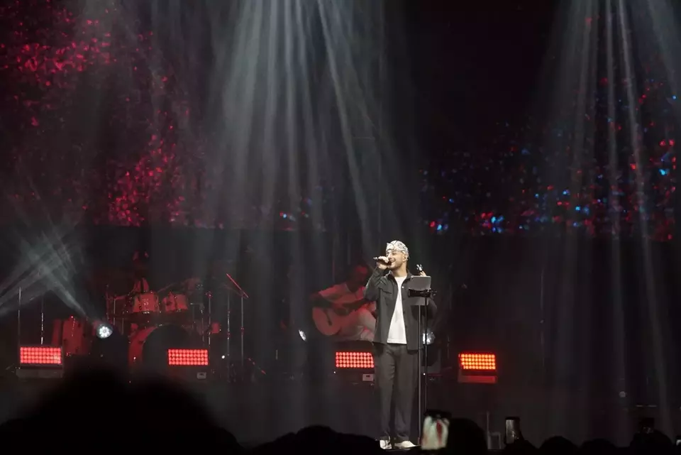 Maher Zain performs at Surabaya Convention Center on Sunday, Nov. 16, 2025. (Handout)