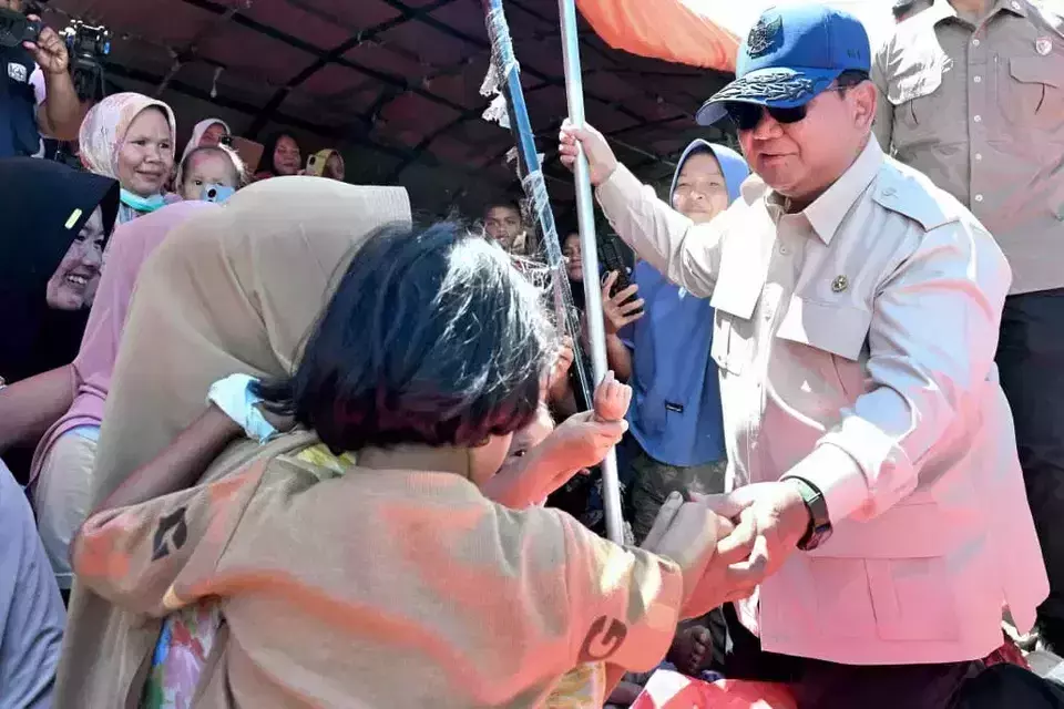 President Prabowo Subianto visits flood and landslide-hit areas in Kutacane, Southeast Aceh, on Dec. 1, 2025. (Presidential Press Office)