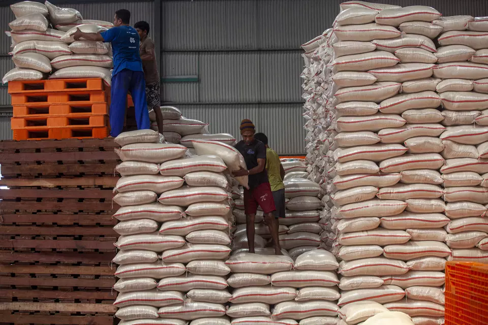 Rice sacks as seen at a Bulog warehouse in Batam on March 2, 2026. (Antara Photo/Teguh Prihatna)