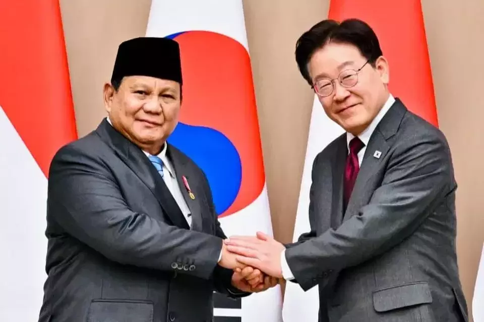 South Korean President Lee Jae Myung hosts his Indonesian counterpart Prabowo Subianto at the Blue House on April 1, 2026. (Photo Courtesy of Presidential Press Bureau)