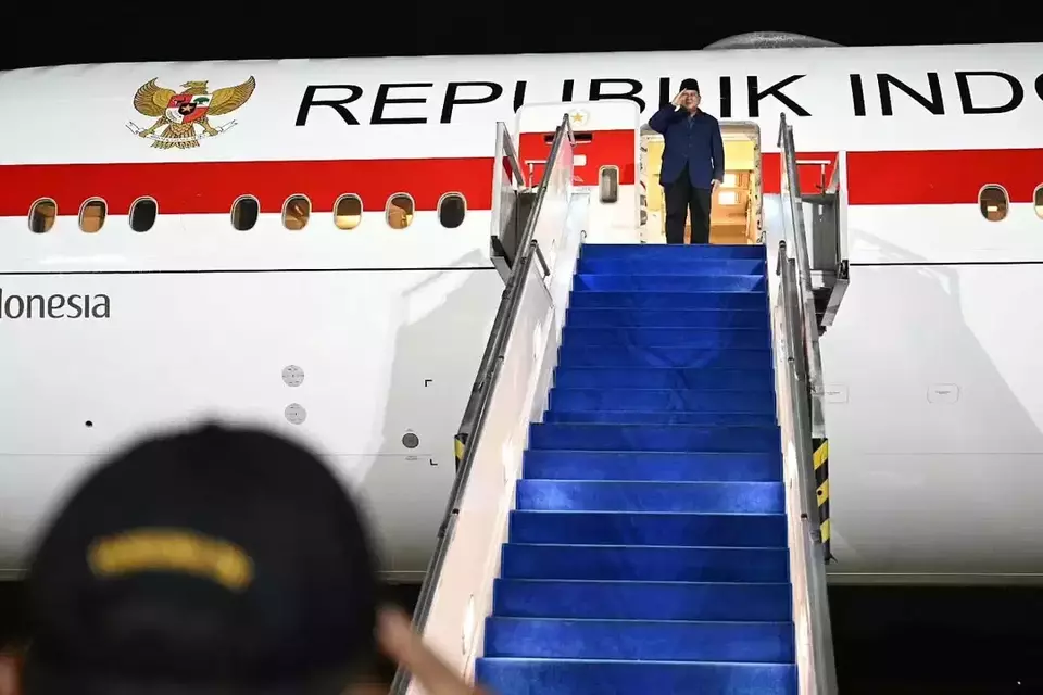 President Prabowo Subianto departs from Halim Perdanakusuma Air Force Base in Jakarta on April 12, 2026. (Photo Courtesy of Presidential Press Bureau)