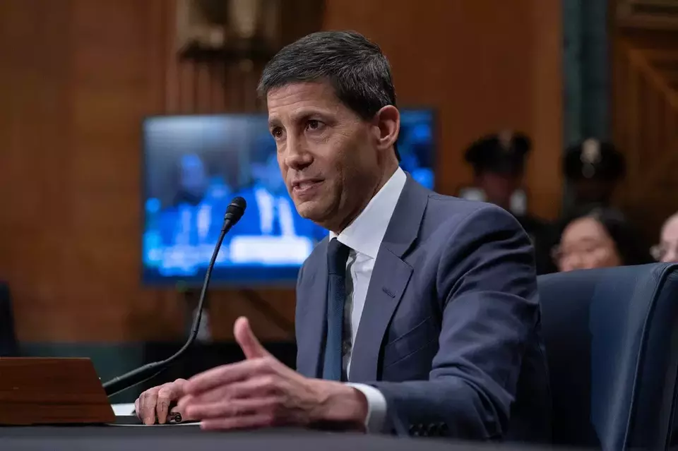Kevin Warsh testifies during his nomination hearing to be a member and chairman of the Federal Reserve Board of Governors before the Senate Banking, Housing, and Urban Affairs Committee on Capitol Hill, in Washington, Tuesday, April 21, 2026. (AP Photo/Jose Luis Magana)