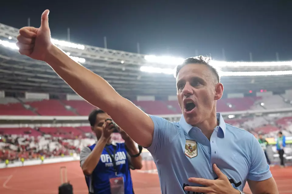 Indonesia head coach John Herdman celebrates after his team's 3-0 victory over Oman in a FIFA Matchday friendly at Gelora Bung Karno Stadium in Jakarta on Friday, June 5, 2026. (ANTARA FOTO/Aditya Pradana Putra).